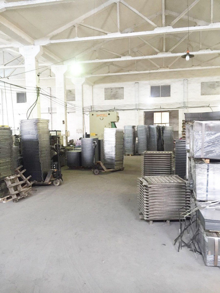 北京龍昌機(jī)房設(shè)備有限公司